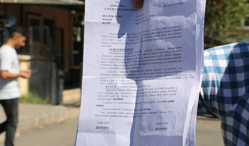 Film gibi olay: Aracını satmak için gitti, yediği yemekle dolandırıldı Film gibi olay: Aracını satmak için gitti, yediği yemekle dolandırıldı