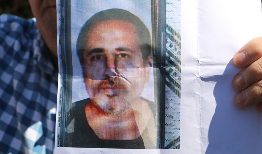 Film gibi olay: Aracını satmak için gitti, yediği yemekle dolandırıldı Film gibi olay: Aracını satmak için gitti, yediği yemekle dolandırıldı