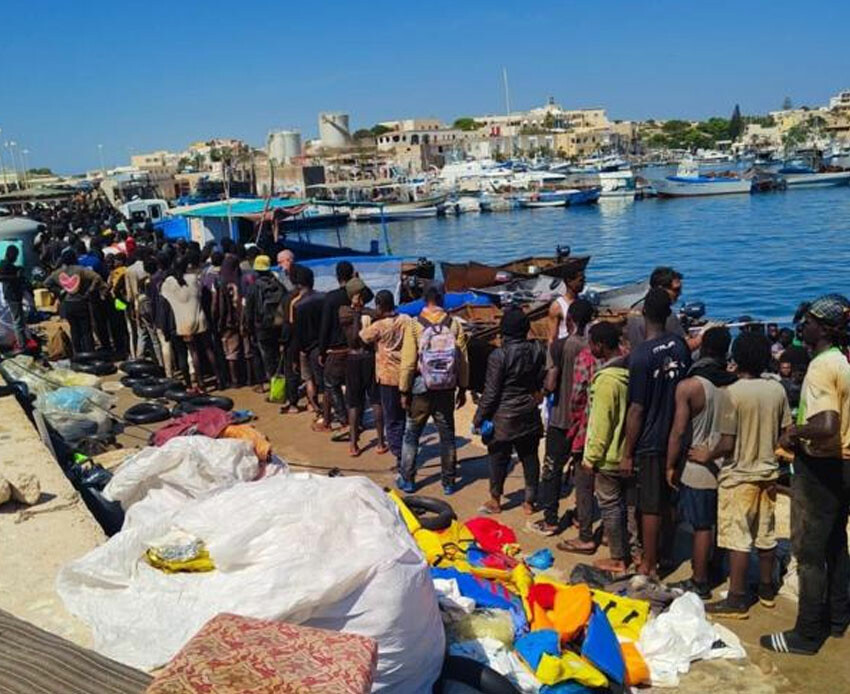 İtalya, düzensiz göçü kontrol edemiyor! AB'den yardım talebinde bulundular İtalya, düzensiz göçü kontrol edemiyor! AB'den yardım talebinde bulundular