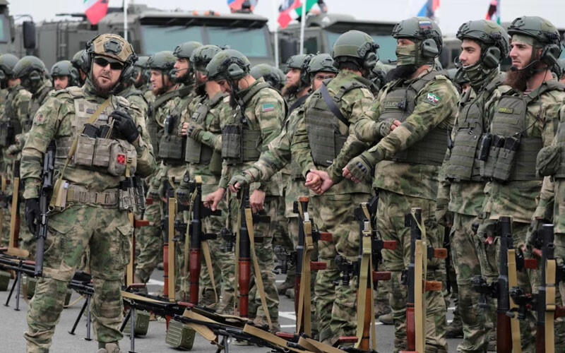 Putin'in sağ kolu Kadirov zehirlendi! Çeçen lideri komaya sokan doktoru diri diri gömdüler Putin'in sağ kolu Kadirov zehirlendi! Çeçen lideri komaya sokan doktoru diri diri gömdüler