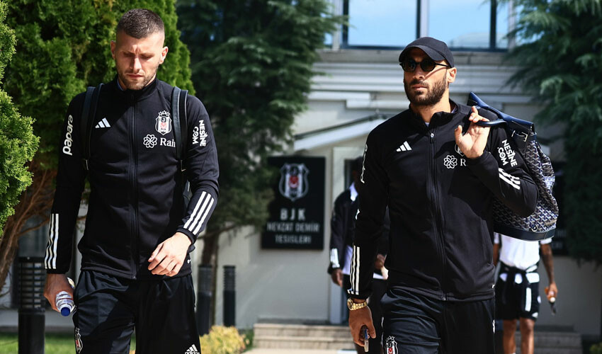 Beşiktaş, Trabzonspor maçı kamp kadrosunu açıkladı! Kafilede 1 eksik var Beşiktaş, Trabzonspor maçı kamp kadrosunu açıkladı! Kafilede 1 eksik var
