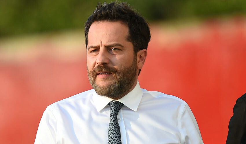 Türk futbol tarihinin rekoru kırıldı! Erden Timur Galatasaray'ın kasasına girecek parayı açıkladı Türk futbol tarihinin rekoru kırıldı! Erden Timur Galatasaray'ın kasasına girecek parayı açıkladı