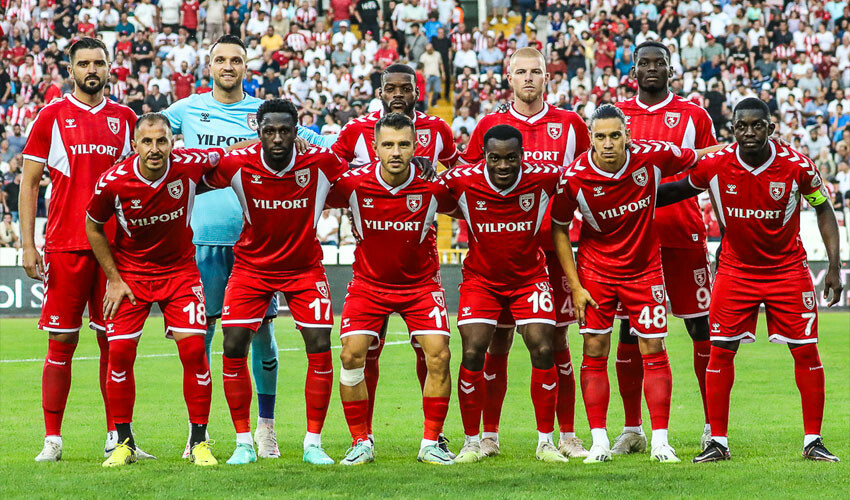 Galatasaray, Samsunspor'u ağırlıyor! Muhtemel 11'ler Galatasaray, Samsunspor'u ağırlıyor! Muhtemel 11'ler