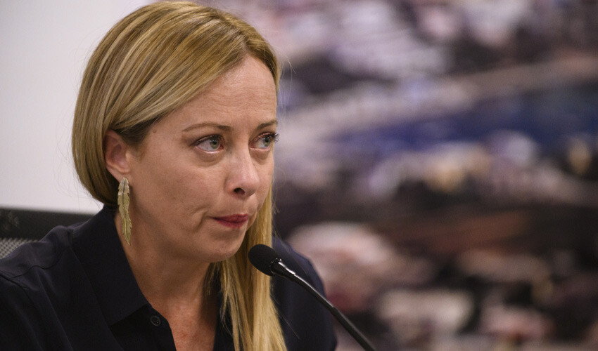 İtalya talep etti, AB çözümle geldi! Lampedusa'da acil durum son bulacak İtalya talep etti, AB çözümle geldi! Lampedusa'da acil durum son bulacak