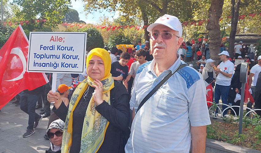 Saraçhane'de 'sapkınlığa karşı' büyük aile dayanışması