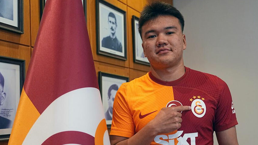 Son Dakika Galatasaray haberi: Beknaz Almazbekov 2 yıllık yeni sözleşme imzalayarak yuvada kaldı