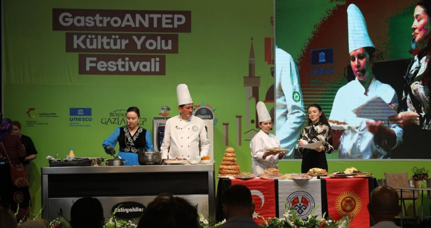 Gaziantep Gastronomi Festivali "GastroANTEP" 2023: Lezzet ve Kültür Dolu Bir Haftasonu! Gaziantep Gastronomi Festivali "GastroANTEP" 2023: Lezzet ve Kültür Dolu Bir Haftasonu! - 1. Resim