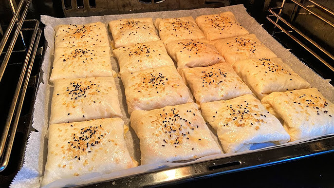 Tel tel dökülen börek nasıl yapılır? 22 yıllık börekçiden börek pişirme tüyoları Tel tel dökülen börek nasıl yapılır? 22 yıllık börekçiden börek pişirme tüyoları - 4. Resim