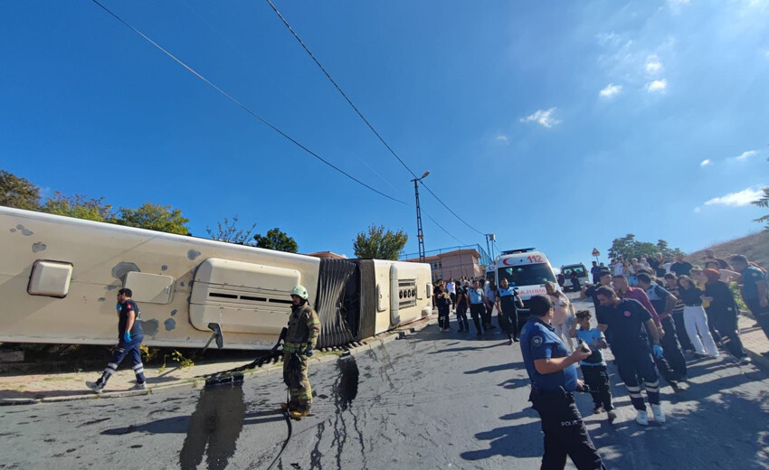 Son dakika: İETT otobüsü devrildi: Bölgeye çok sayıda ekip sevk edildi, yaralı yolcular var