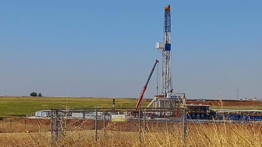 Bir zamanlar adı terörle anılıyordu! Şimdi kuyu üstüne kuyu açılıyor, her yerinden petrol fışkırıyor Bir zamanlar adı terörle anılıyordu! Şimdi kuyu üstüne kuyu açılıyor, her yerinden petrol fışkırıyor
