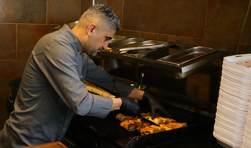 dönerci döner yapıyor