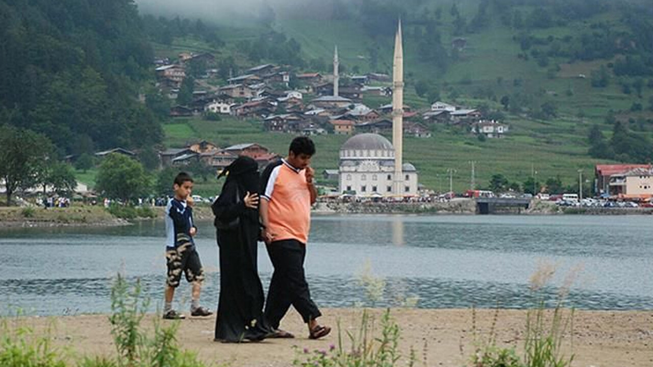 Karadeniz’de kirli oyun! Irkçıların tahriki tepki çekiyor Karadeniz’de kirli oyun! Irkçıların tahriki tepki çekiyor