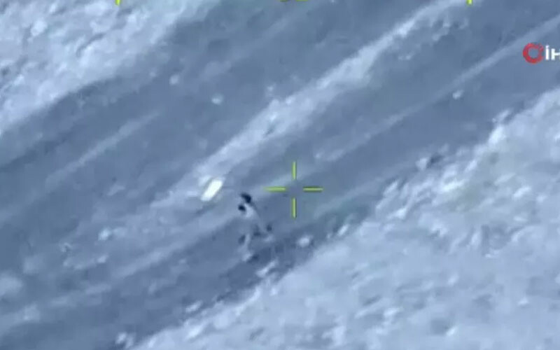 Karabağ'daki Ermeni ayrılıkçıların teslim oluyor! İHA'lar anbean kaydetti