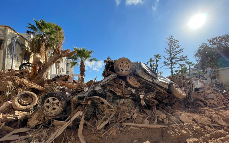 Türkiye’den Libya’ya yardım eli: Kızılay 150 ton yardım malzemesi gönderdi Türkiye’den Libya’ya yardım eli: Kızılay 150 ton yardım malzemesi gönderdi