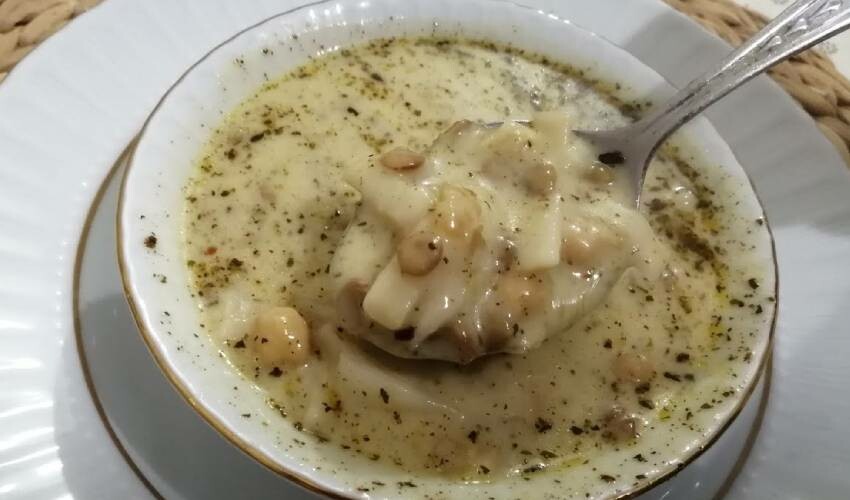 Leziz tutmaç çorbası tarifi