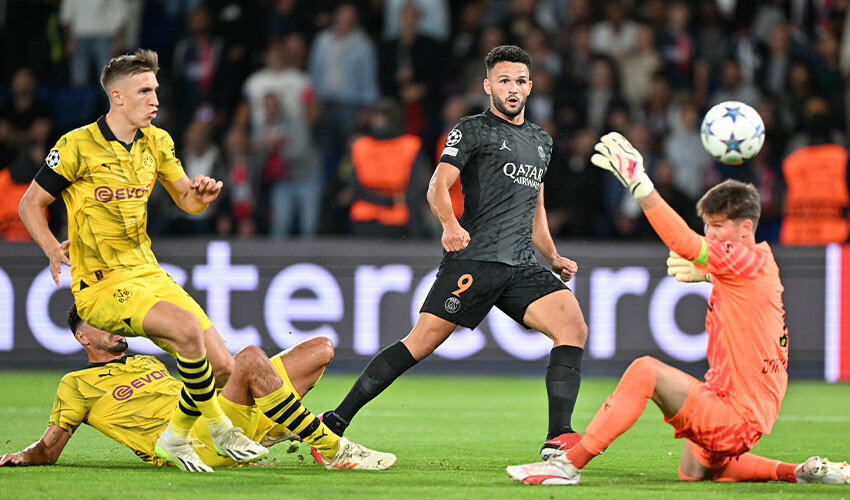 PSG, yeni yıldızlarını Ankara ve Sivas'ta yetiştirecek! Resmi adımlar atıldı PSG, yeni yıldızlarını Ankara ve Sivas'ta yetiştirecek! Resmi adımlar atıldı