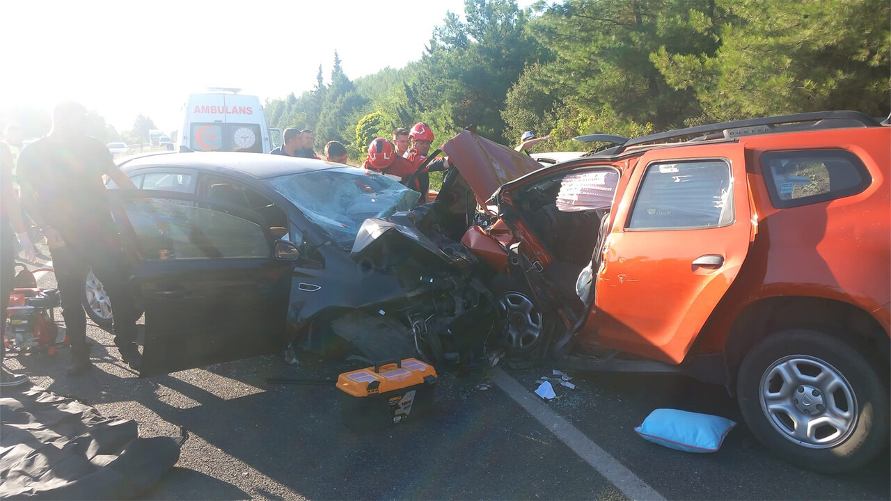 Muğla'da korkunç kaza: 2 ölü, 2 yaralı Muğla'da korkunç kaza: 2 ölü, 2 yaralı