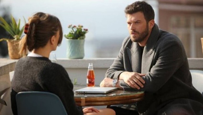 Kıvanç Tatlıtuğ ülkeden ayrılıyor mu? Aile dizisinin finaliyle ilgili kafa karıştıran iddia Kıvanç Tatlıtuğ ülkeden ayrılıyor mu? Aile dizisinin finaliyle ilgili kafa karıştıran iddia - 1. Resim