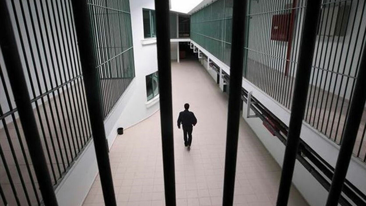 62 yıl 7 ay kesinleşmiş hapis cezası bulunan şahıs yakalandı 62 yıl 7 ay kesinleşmiş hapis cezası bulunan şahıs yakalandı