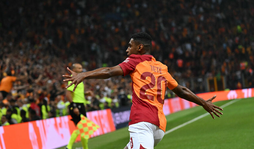 Şampiyonlar Ligi'nde haftanın golü Galatasaray'dan seçildi! Tete'den harika vuruş Şampiyonlar Ligi'nde haftanın golü Galatasaray'dan seçildi! Tete'den harika vuruş