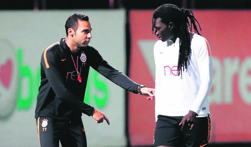 A Milli Takım Teknik Direktörü Vincenzo Montella'ya Türk yardımcı geliyor! Daha önce Galatasaray'da çalışmıştı A Milli Takım Teknik Direktörü Vincenzo Montella'ya Türk yardımcı geliyor! Daha önce Galatasaray'da çalışmıştı