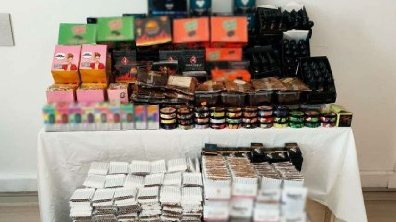 Sigara kaçakçılara ağır darbe! Başkentte 10 bin makaron ele geçirildi Sigara kaçakçılara ağır darbe! Başkentte 10 bin makaron ele geçirildi