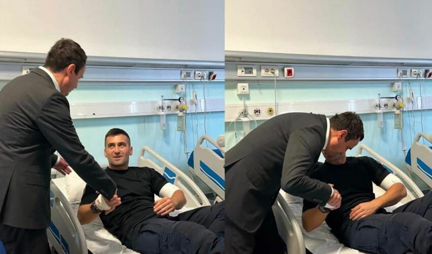 Kosova'da gerilim tırmanıyor! Sırplar polis karakoluna saldırdı Kosova'da gerilim tırmanıyor! Sırplar polis karakoluna saldırdı