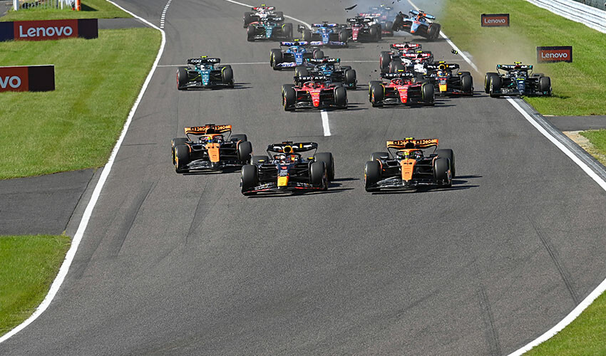 Japonya Grand Prix'sinde Max Verstappen fırtınası! Hollandalı pilot rakiplerine fark attı Japonya Grand Prix'sinde Max Verstappen fırtınası! Hollandalı pilot rakiplerine fark attı