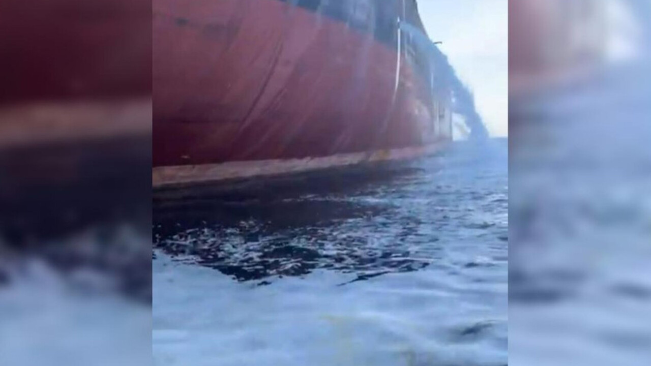 Çanakkale açıklarında 58 düzensiz göçmen yakalandı Çanakkale açıklarında 58 düzensiz göçmen yakalandı