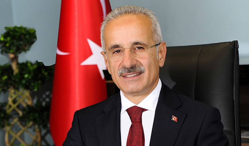 Bakan Uraloğlu açıkladı: İşitme engelli vatandaşlar için yeni düzen bakan uraloğlu