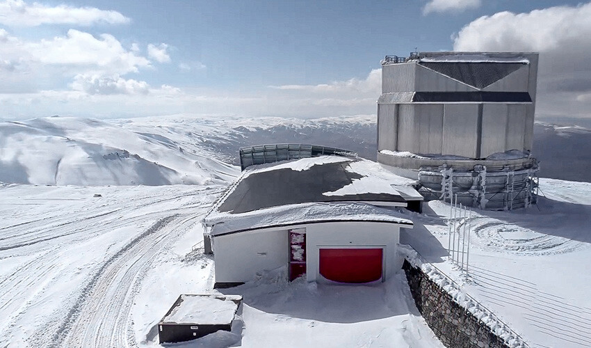 Türkiye'nin gökbilimcilerini buluşturacak proje: Erzurum'a 'Uzay Havası Gözlem Sistemi' kurulacak Erzurum gözlemevi