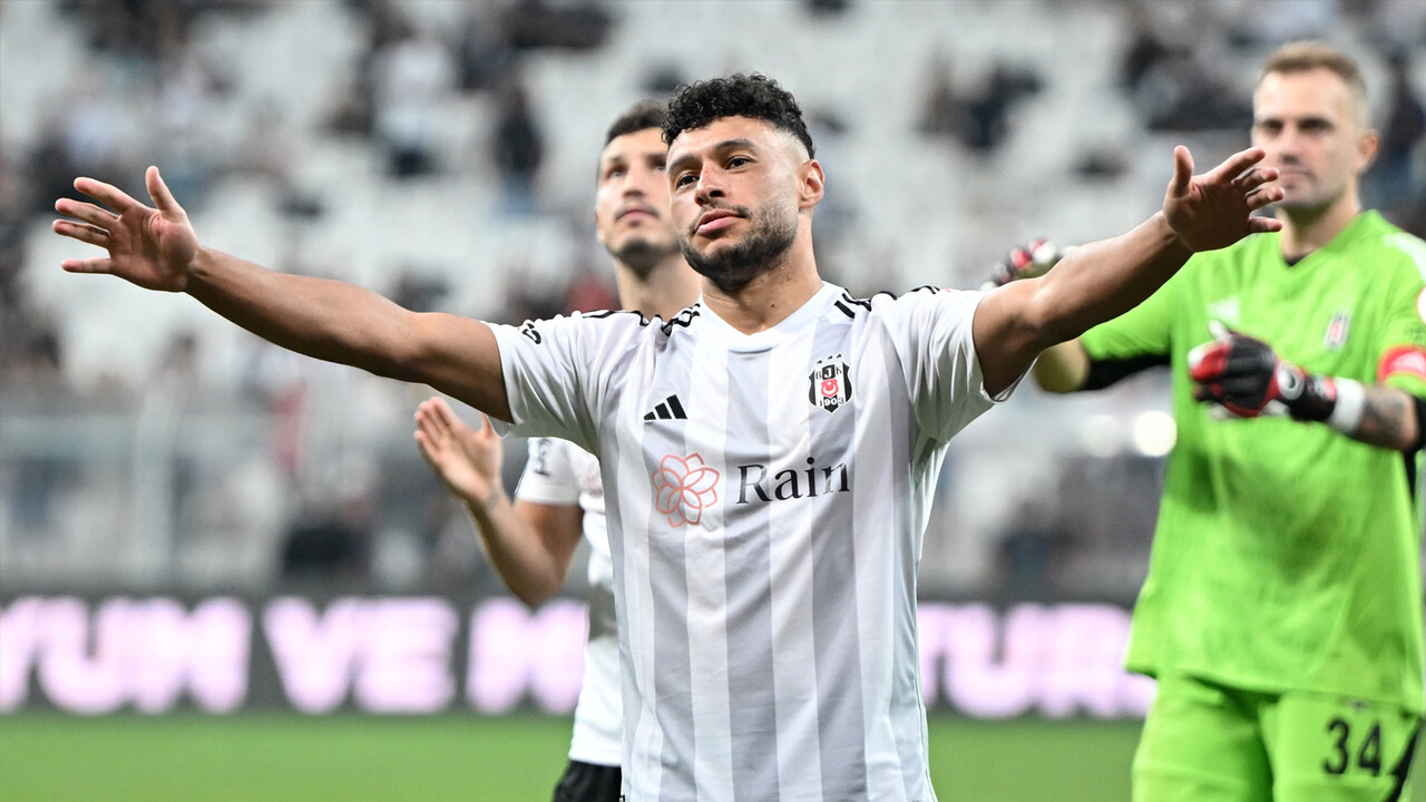 Alex&#039;ten Beşiktaş&#039;a hayat öpücüğü