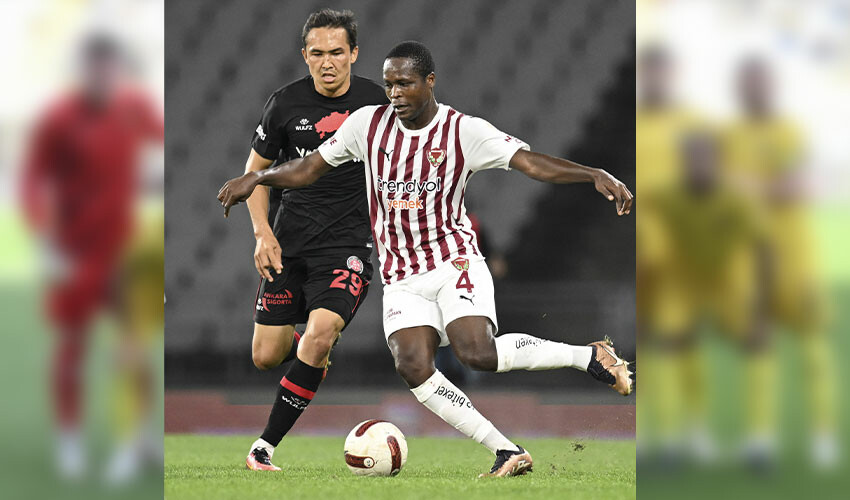 Hatayspor, Trabzonspor'u ağırlıyor! Maç öncesi yapılan Christian Atsu paylaşımı duygulandırdı Hatayspor, Trabzonspor'u ağırlıyor! Maç öncesi yapılan Christian Atsu paylaşımı duygulandırdı