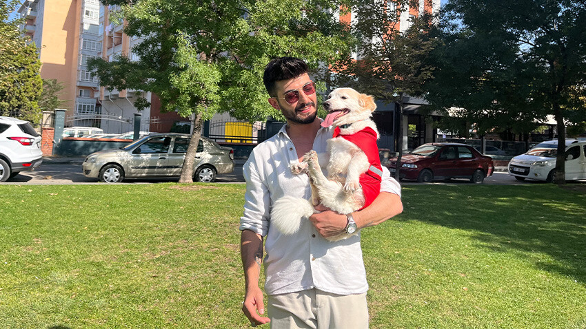 Köpeğinin felç kalması gönül gözünü açtı, genç adam hidayete erdi