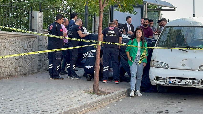 Sokak ortasında cinayet! Eski kayınbiraderleri önce dövüp sonra öldürdü eski kayınbiraderleri darp edip öldürdü