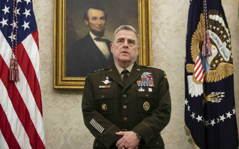 Trump'tan ABD Genelkurmay Başkanına şok suçlama: Ölüm cezasını hakketti!