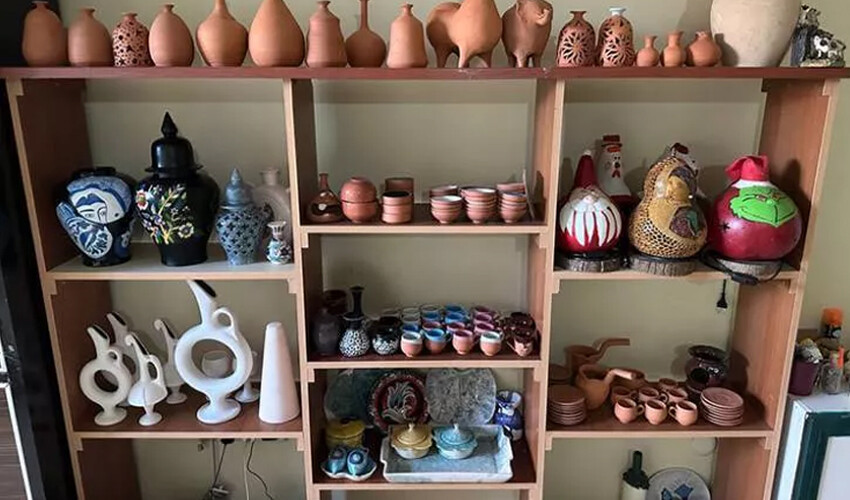 Hobi olarak başlamıştı.. KOSGEB desteğiyle atölye açtı: Şimdi hem para kazanıyor hem sanatını icra ediyor Hobi olarak başlamıştı.. KOSGEB desteğiyle atölye açtı: Şimdi hem para kazanıyor hem sanatını icra ediyor