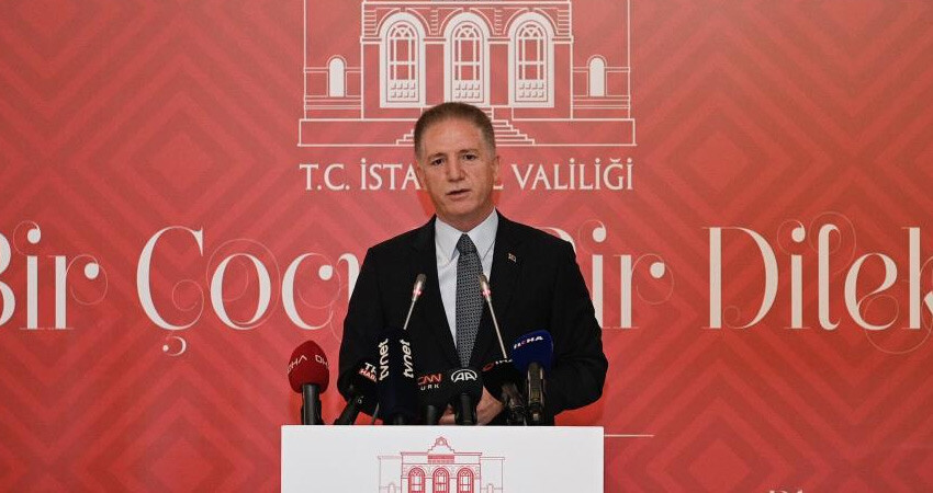 Vali Gül'den 'sokak hayvanları'na ilişkin açıklama: 'İstanbul’un gündeminde bu sorun kalkmış olacak' Vali Gül'den 'sokak hayvanları'na ilişkin açıklama: 'İstanbul’un gündeminde bu sorun kalkmış olacak'
