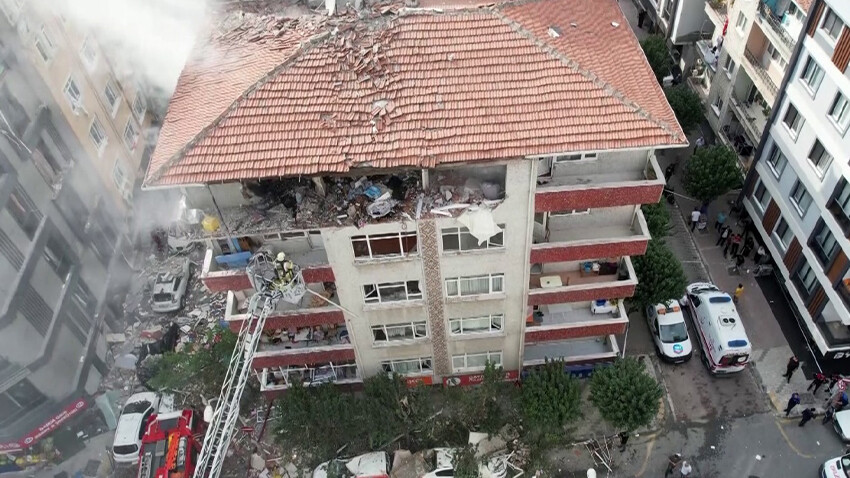 Son dakika... Bahçelievler'de apartman dairesinde doğalgaz patlaması: Ölü ve yaralılar var Son dakika... Bahçelievler'de apartman dairesinde doğalgaz patlaması: Ölü ve yaralılar var