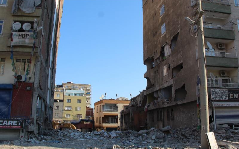Dündar Apartmanı’nın yıkılmasında ihmaller zinciri… Bilirkişi raporu ortaya çıktı! Dündar Apartmanı’nın yıkılmasında ihmaller zinciri… Bilirkişi raporu ortaya çıktı!