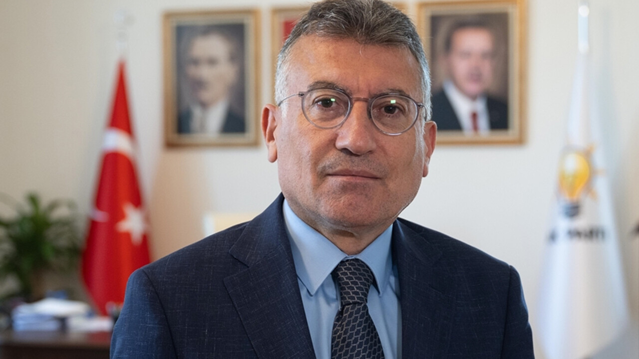 AK Parti 'anayasa' trafiğini başlatıyor AK Parti 'anayasa' trafiğini başlatıyor