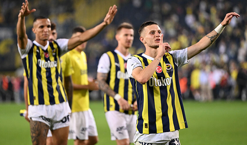 Rıdvan Dilmen Fenerbahçeli yıldıza övgüler yağdırdı: Kesin gider, 40 milyon Euro! Rıdvan Dilmen Fenerbahçeli yıldıza övgüler yağdırdı: Kesin gider, 40 milyon Euro!