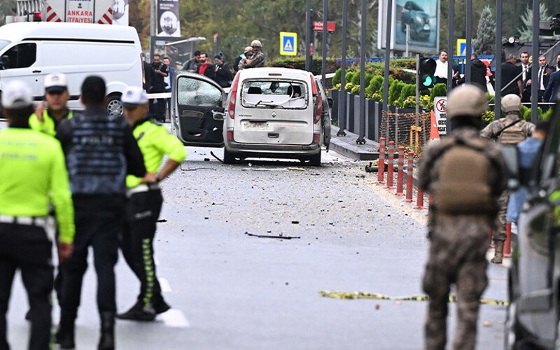 Ankara’daki saldırı girişiminin ardından Kızılay’da patlama sesi! Emniyet başkentlileri uyardı
