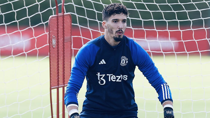 Altay Bayındır'dan  Altay Bayındır'dan