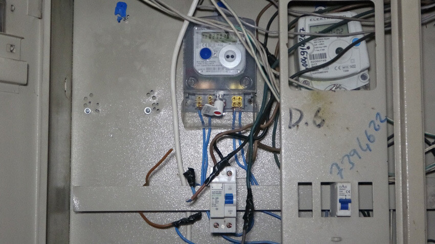 Ev sahibi-kiracı anlaşmazlığında son nokta! Yaptıklarıyla 'pes' dedirtti Ev sahibi kiracılar eve giremesin diye kapılarına yapıştırıcı sürdü