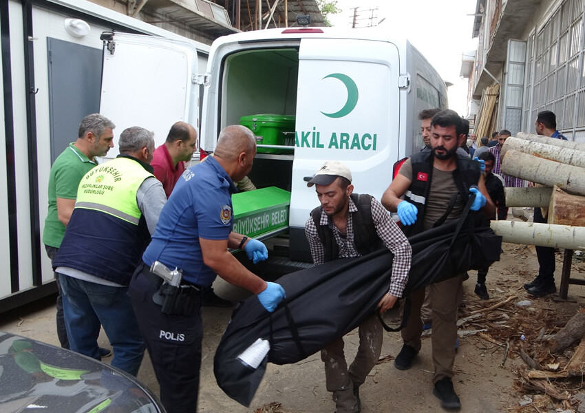 Esnaf babasını ölü buldu: 'Deprem' notu kafaları karıştı Malatya'da esnaf babasını ölü buldu