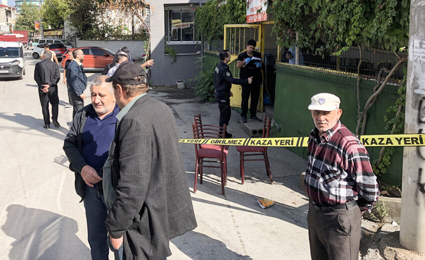 Kahvehanede korkunç saldırı: 1 ölü Kahvehanede korkunç saldırı: 1 ölü