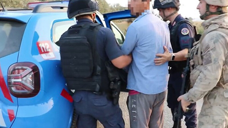Sondakika! Teröre büyük darbe! MİT, Emniyet ve Jandarma'dan aynı anda 466 operasyon Kahramanlar operasyonu- gözaltı