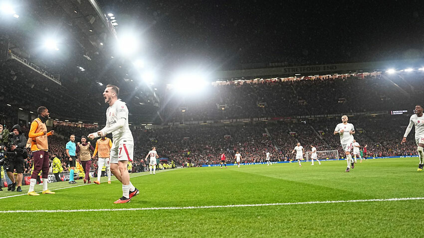 Manchester United - Galatasaray (2-3 Maç Sonucu) Icardi attı, Old Trafford'u başlarına yıktık Manchester United - Galatasaray (2-3 Maç Sonucu) Icardi attı, Old Trafford'u başlarına yıktık - 3. Resim