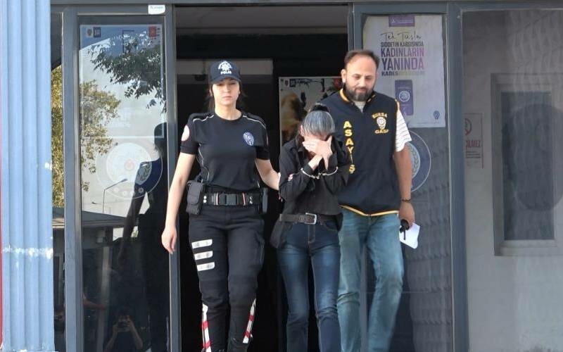 Türkiye’nin konuştuğu Bursa’daki çöp ev skandalında yeni gelişme! Cani teyze hakim karşısında